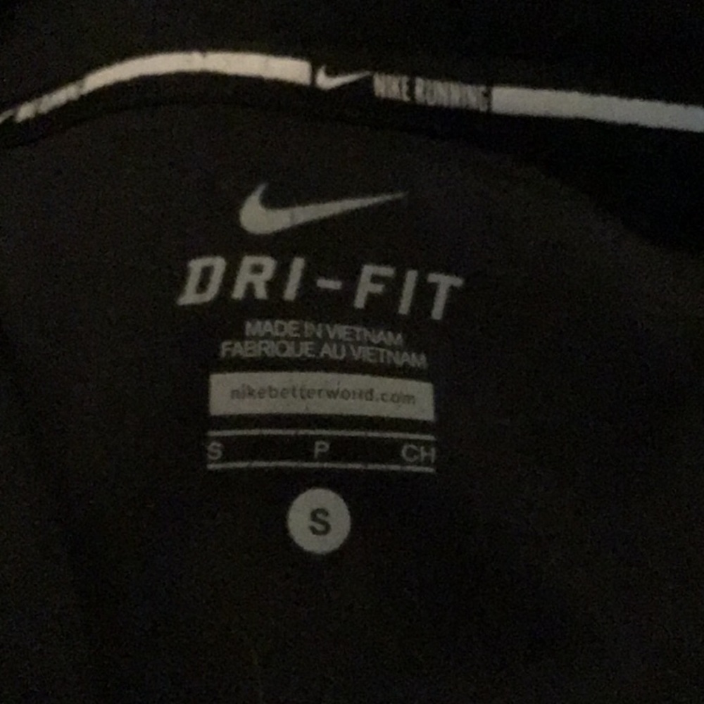 Nike - Picture 3 of 3